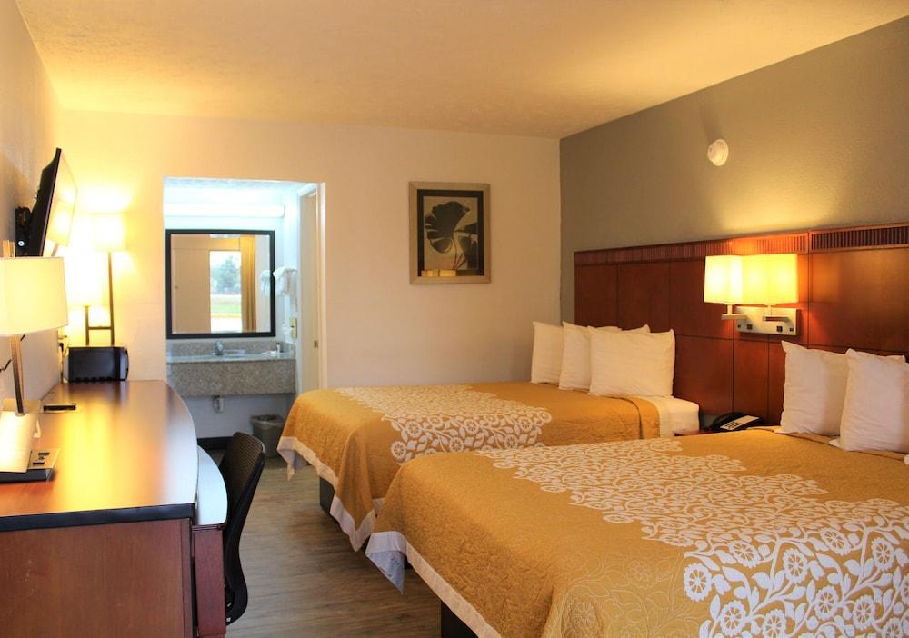 מלון Ramada By Wyndham למברטון מראה חיצוני תמונה