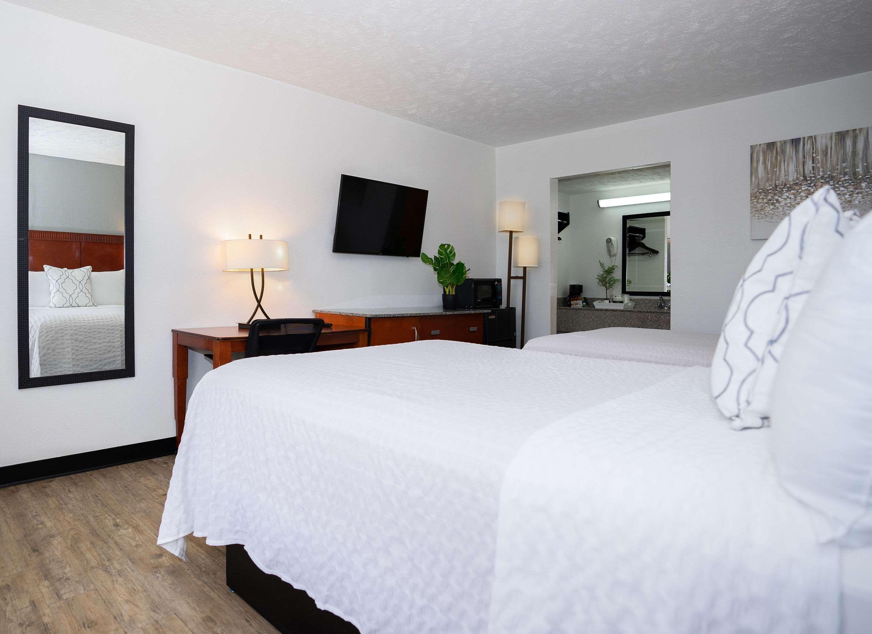 מלון Ramada By Wyndham למברטון מראה חיצוני תמונה